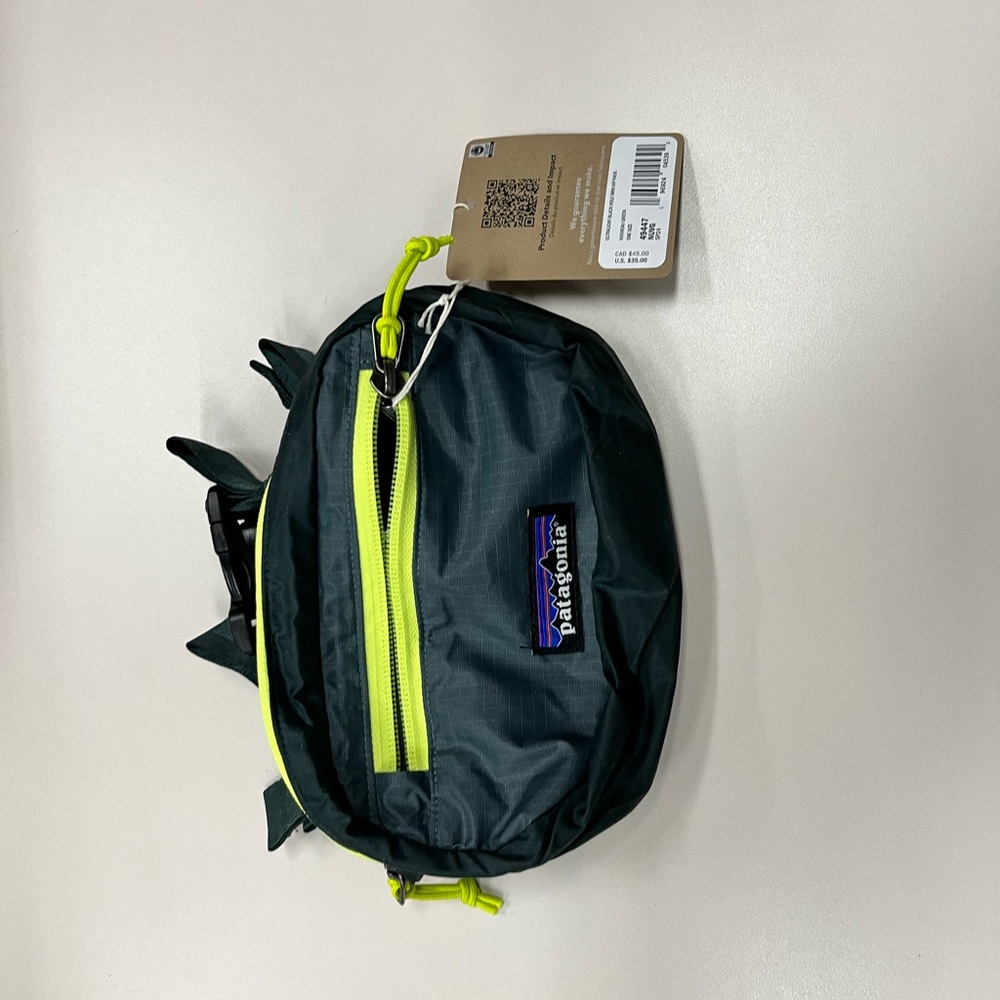 Patagonia Black Hole Mini Belt Bag Ultra Light - NWT - Picture 5 of 5